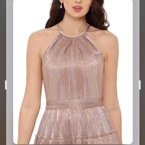 XSCAPE METALLIC Halter Neckline Fit and Flare TIERED SKIRT DRESS in Blush Size 8 - Picture 5 of 6